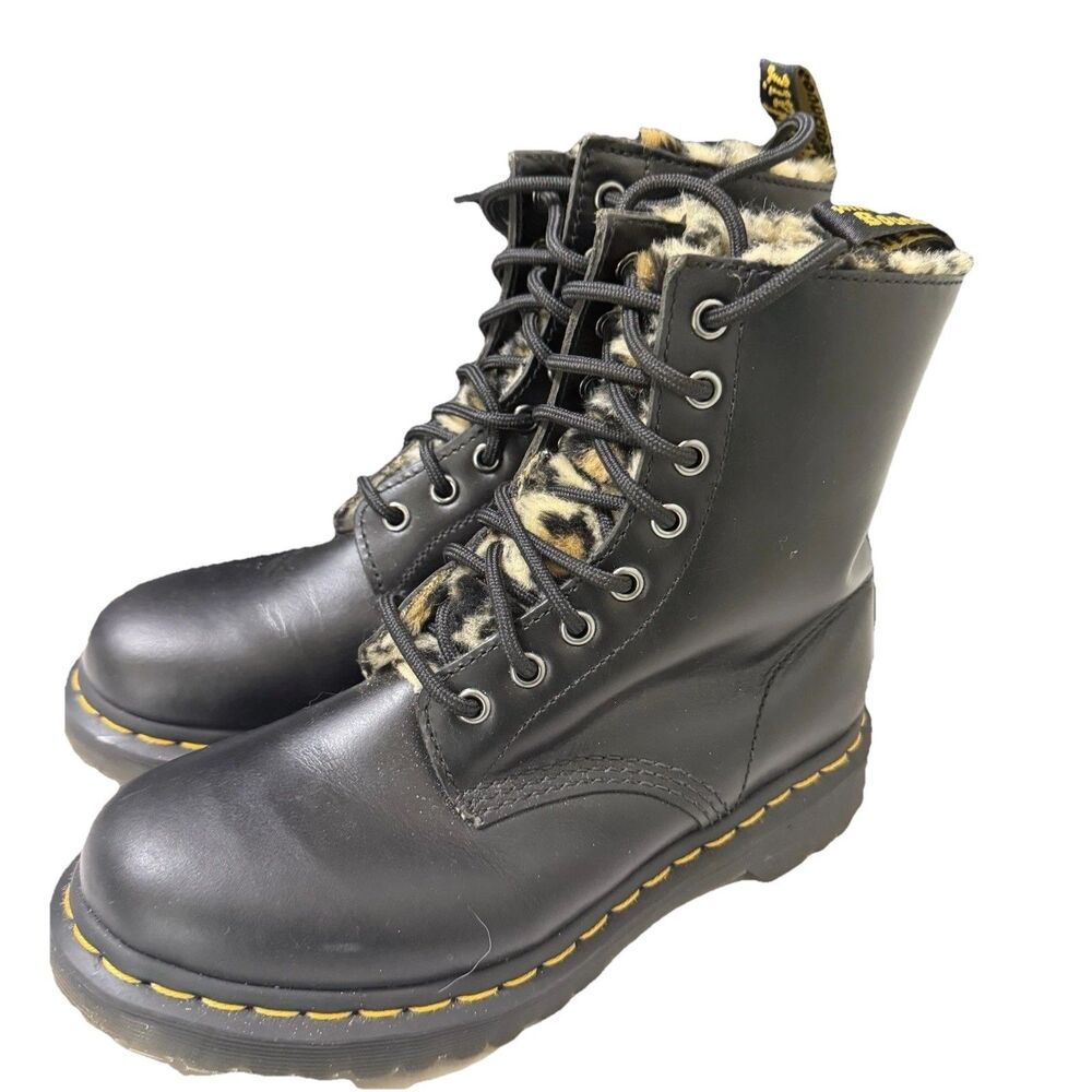 Dr Martens 1460 Serena Black Leopard Faux Fur  Combat Boots Women’s 7 Lace Up - Picture 4 of 11